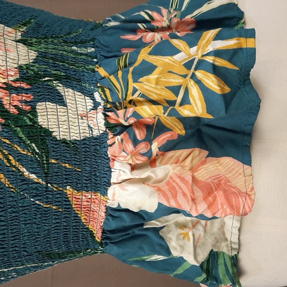 Patrons of Peace green tropical stretchy summer halter top, size small - Picture 3 of 7